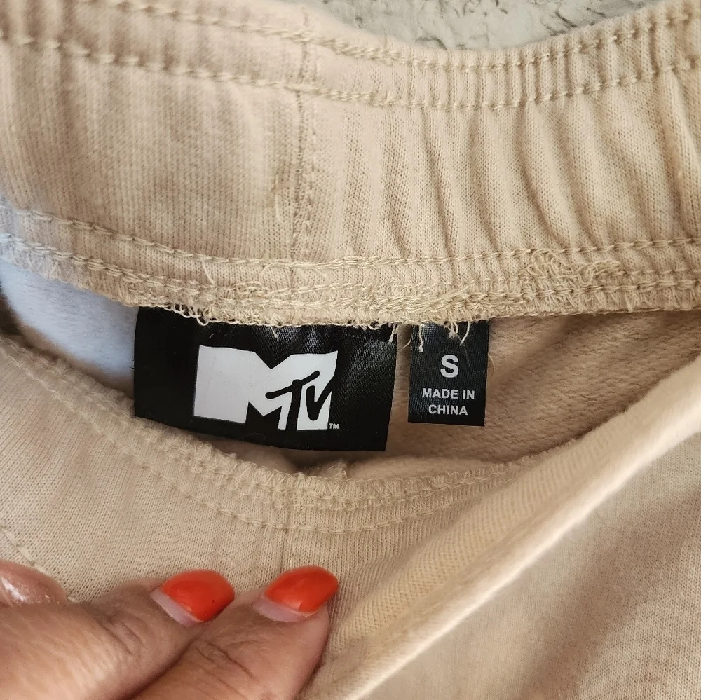 Pacsun MTV sweat shorts size Small New - Picture 5 of 5